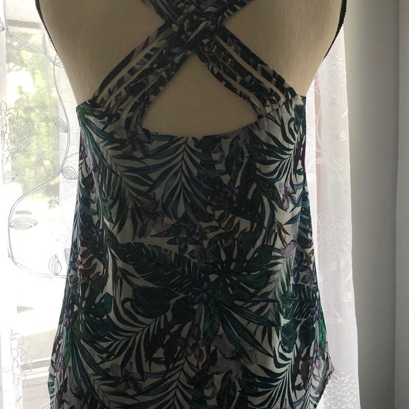 🎄 Twik  SZ10 Floral braided crisscross top - Picture 5 of 11